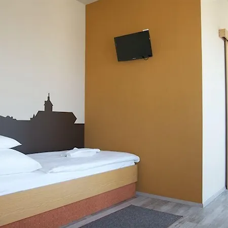 Hotel City