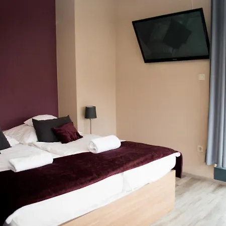 City Hotel 3*